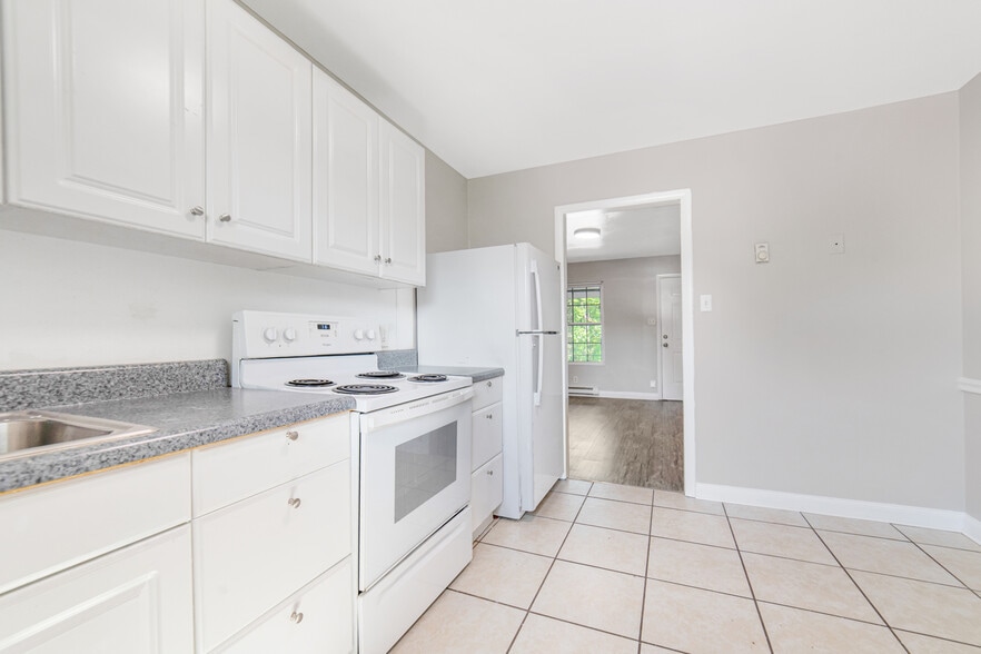 Building Photo - 3410 Elizabeth St NW