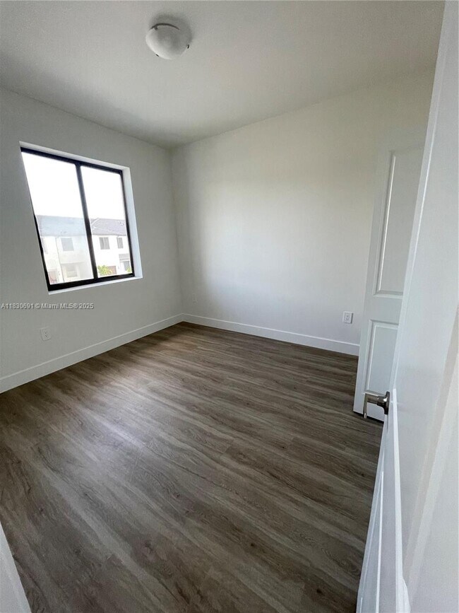 Building Photo - 34491 SW 191st Ct