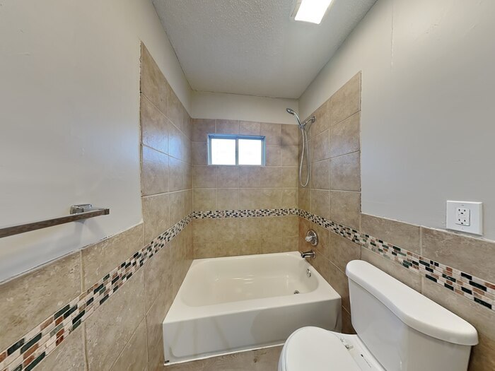 Building Photo - 3601 N Thomas Ave