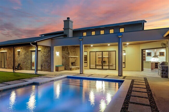 Building Photo - 9208 Madrone Ranch Trail