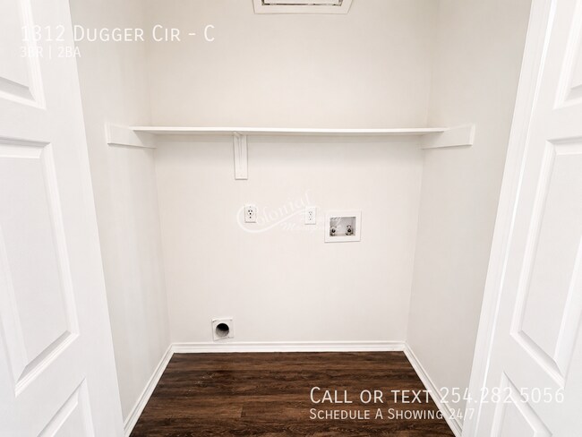 Building Photo - 1312 Dugger Cir