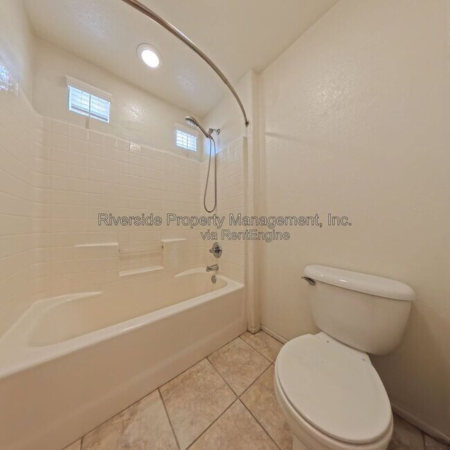 Building Photo - 4031 Cey Ct
