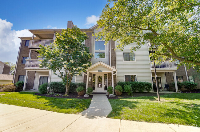Building Photo - 2317 Vicente Ct