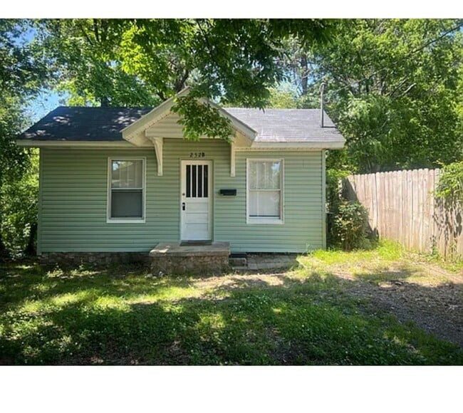 Building Photo - 232 Pecan St