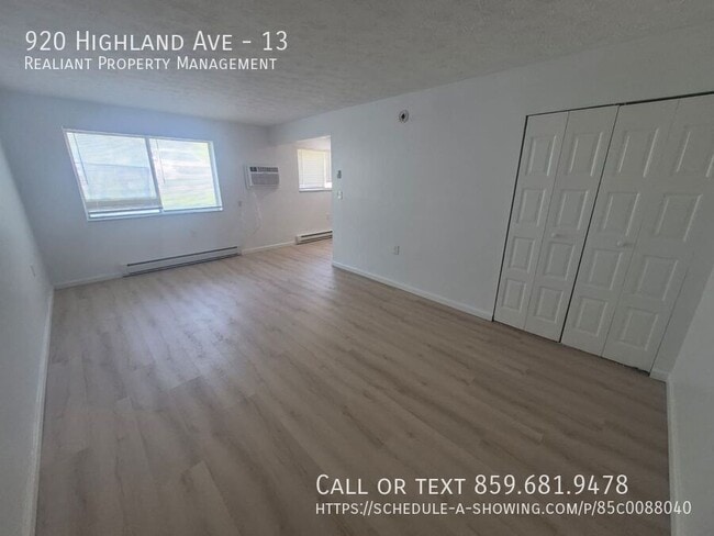 Building Photo - 920 Highland Ave