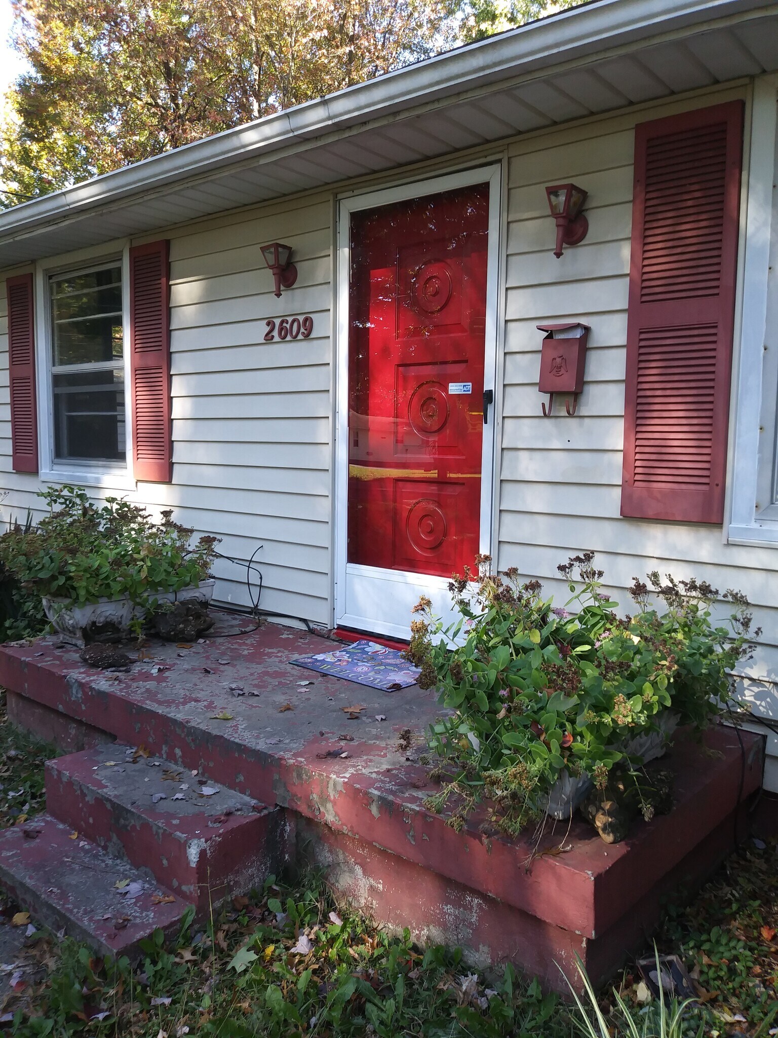Front Door and porch - 2609 Pioneer Rd