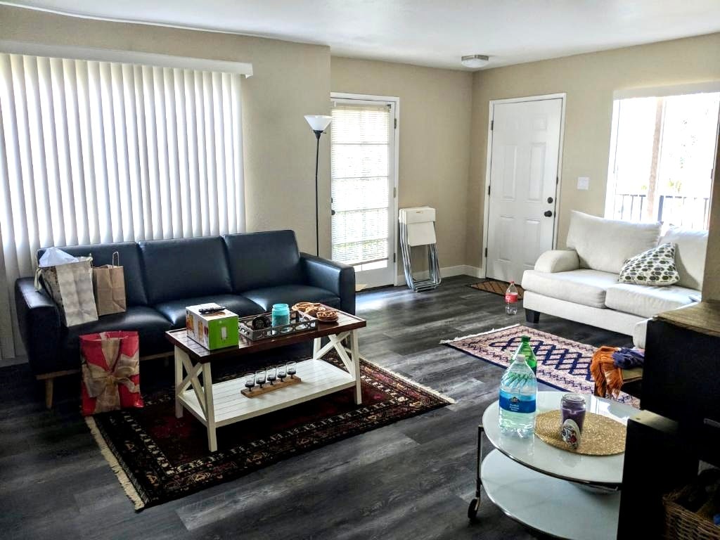 Building Photo - 259 N Chester Ave