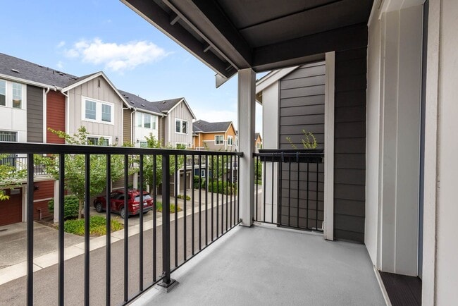 Building Photo - Modern Townhome with Garage in High Point Community