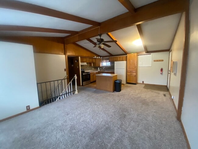 Building Photo - Single Family Home in Central Columbia