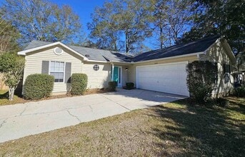 Building Photo - 2428 Beechnut Ln
