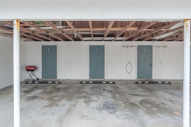 Building Photo - 2186 Jimmy Buffett Mem Hwy