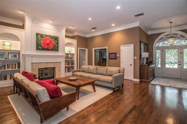 Building Photo - 905 Briar Ridge Dr