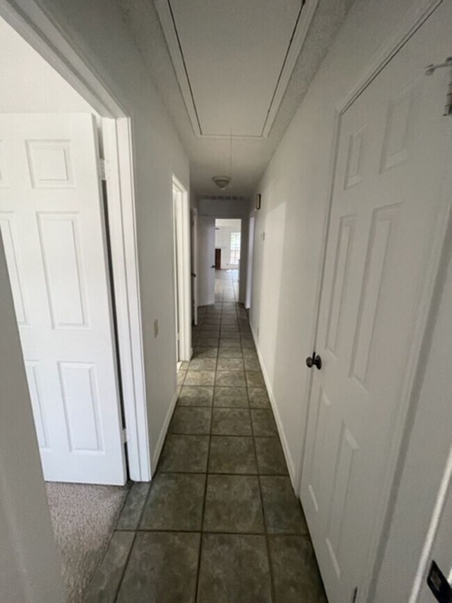 Building Photo - Coming Soon! Beautiful 4 Bed 2 Bath in Sto...