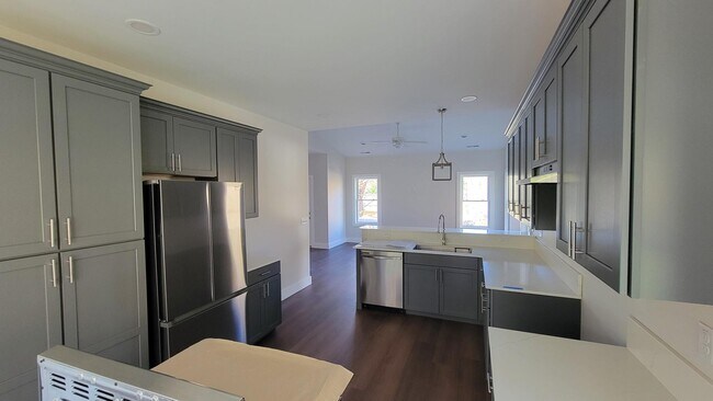 Building Photo - 117 Paislee Pk Ct