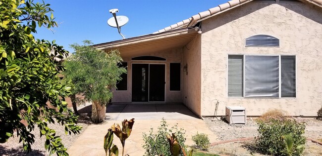 Building Photo - RARE RENTAL IN COVETED EAGLE SUMMIT - 3 BD...