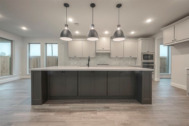 Building Photo - 5139 Albany Shores Ln