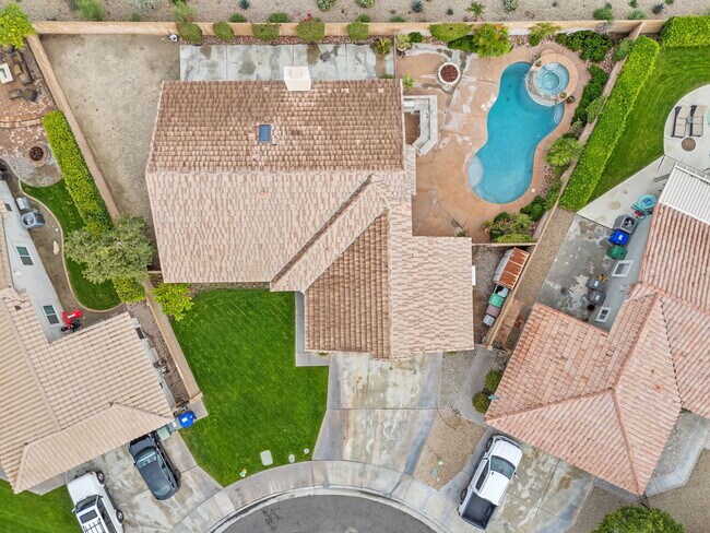 Building Photo - 44030 Mariposa Ct