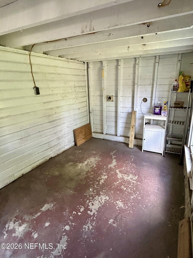 Building Photo - 1556 Dancy St
