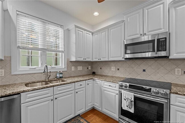 Building Photo - 94 Pine Hawk Dr