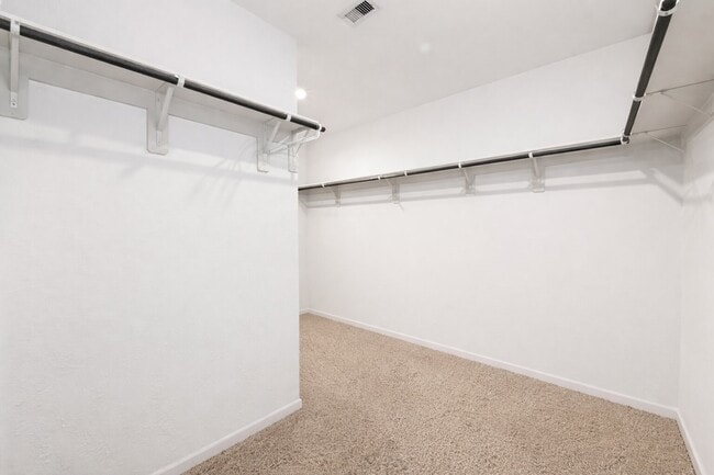 Building Photo - 3902 Birtley Bnd Wy