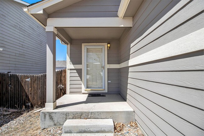 Building Photo - 3 bedroom home in Claremont Ranch