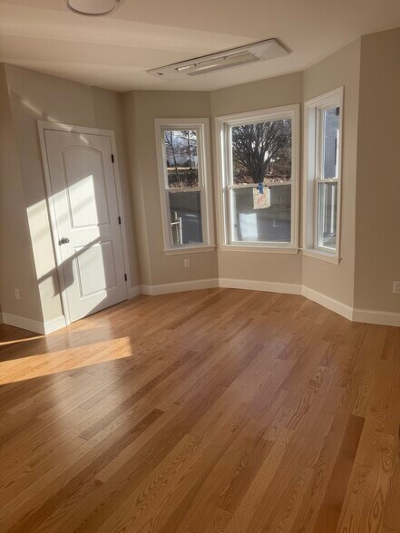 Building Photo - 36 Gould St