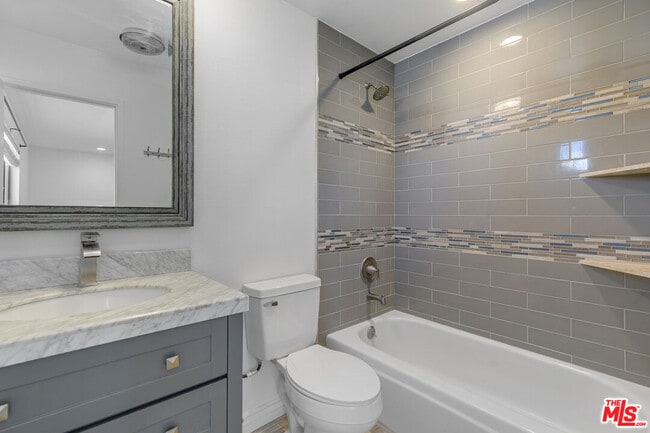 Building Photo - 12358 Moorpark St