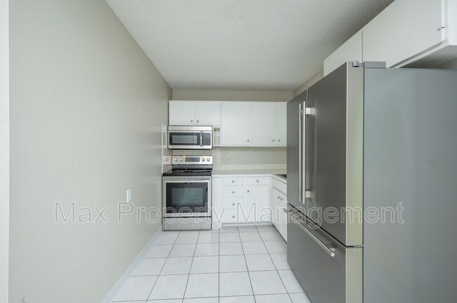 Building Photo - 4001 83rd St