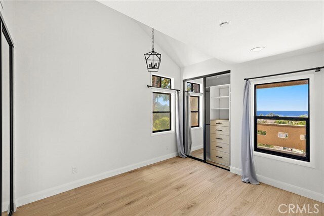 Building Photo - 1060 Calle Del Cerro