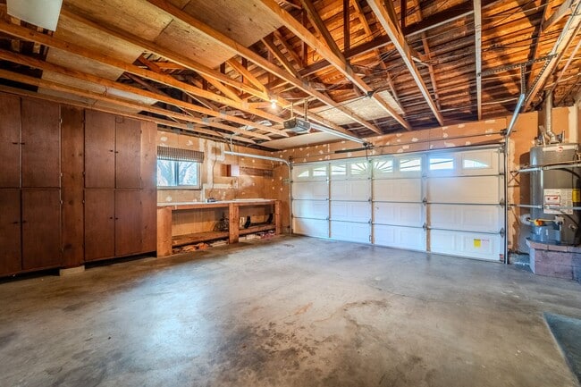 Building Photo - North Yuba City 3 bd 2 bath Home