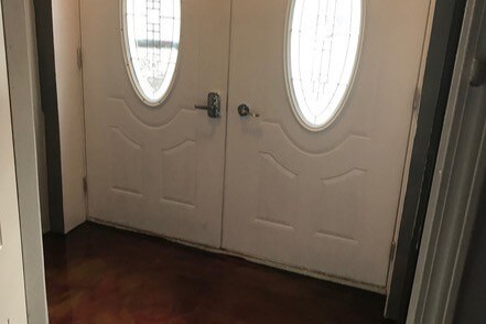 Foyer - 6504 S Maryland Ave