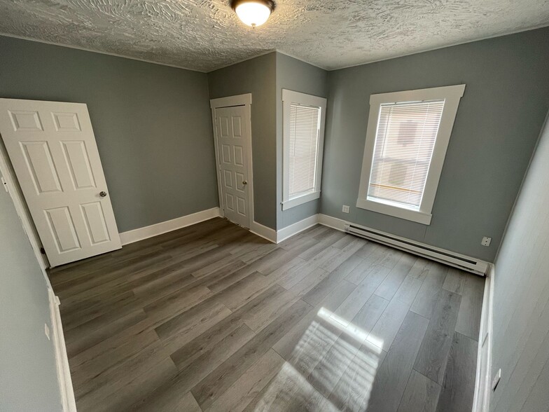 Bedroom 4 - 105 Clarendon St