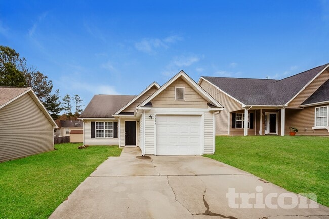 Building Photo - 1829 Mission Oaks St