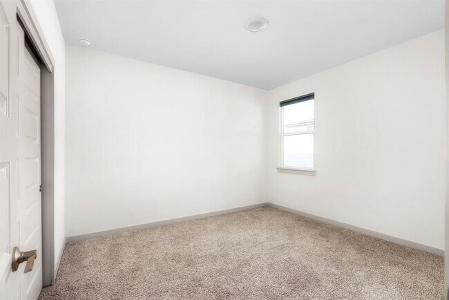 Building Photo - 7409 Peggie Nell Dr