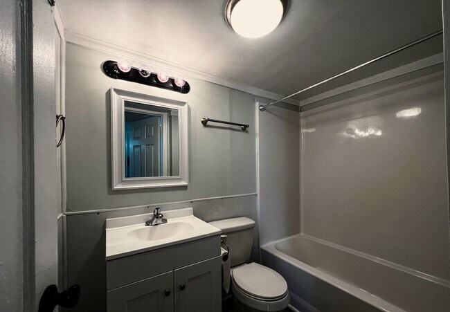 Building Photo - Walnut Cove Country Living with 2 Bedrooms, 1 Bath & Huge Bonus Space