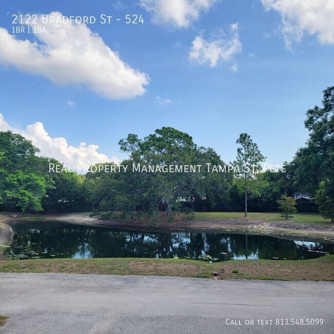 Building Photo - 2122 Bradford St