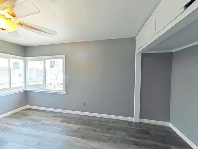 Bedroom 1 - 1119 N Mayfield Ave