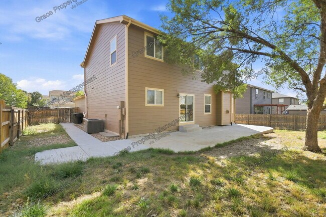 Building Photo - 13937 Ivy St