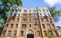 Building Photo - 17 Elwood Pl