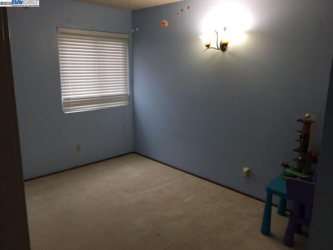 Building Photo - 4805 Mallard Common
