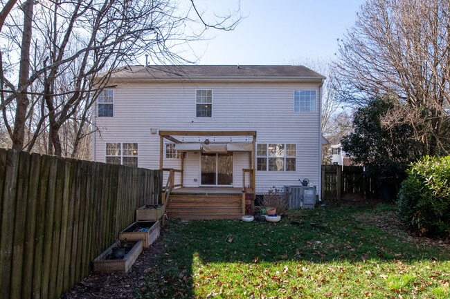 Building Photo - 5713 Catskill Ct