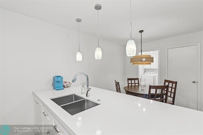 Building Photo - 7809 78th Way