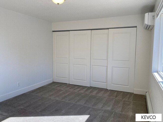 Building Photo - 1747-1759 E 16th St