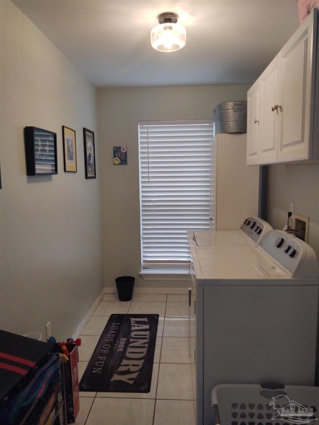 Building Photo - 5412 Rowe Trail