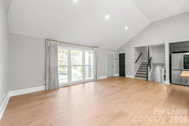 Building Photo - 3800 Terrebonne Ct
