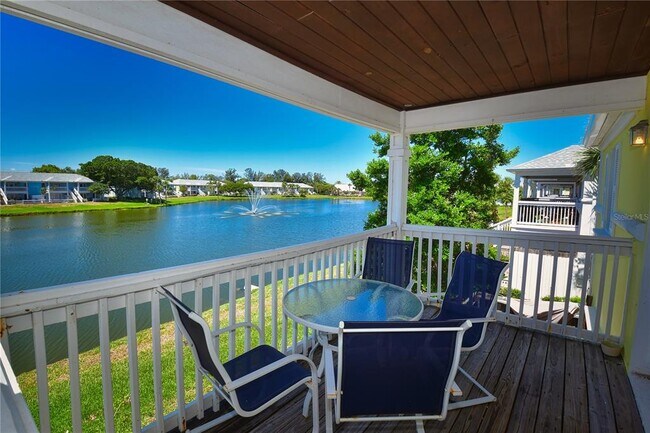 Building Photo - 204 Pompano Dr SE
