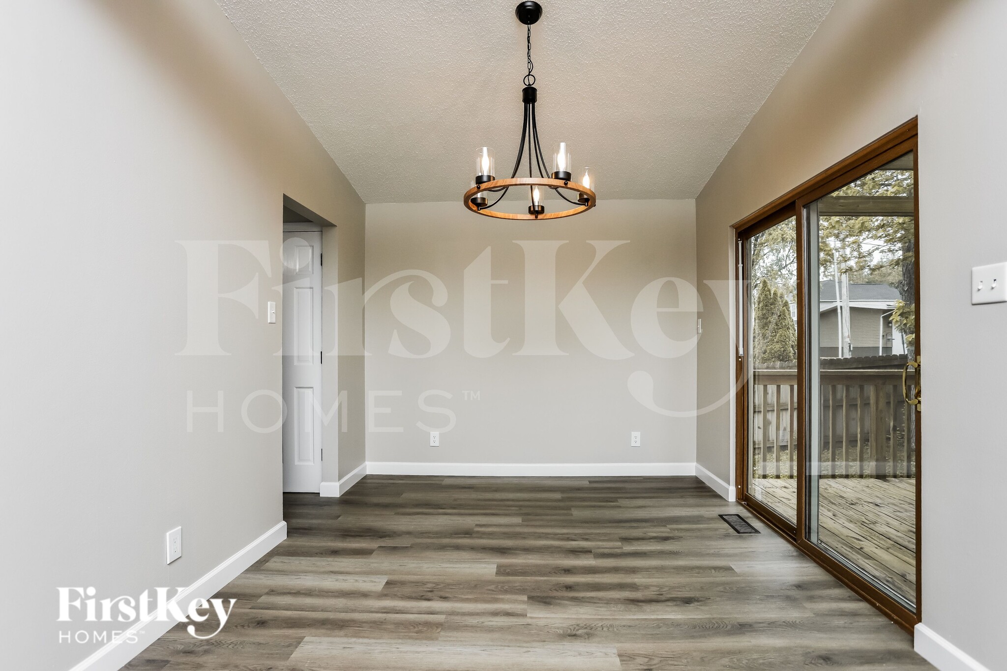 Building Photo - 855 Windemere Ave