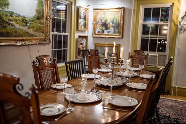 Building Photo - 1357 Canal Rd