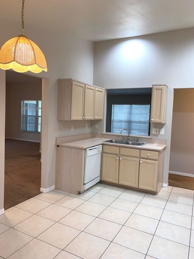 Building Photo - 1140 Zachary Ridge Ct