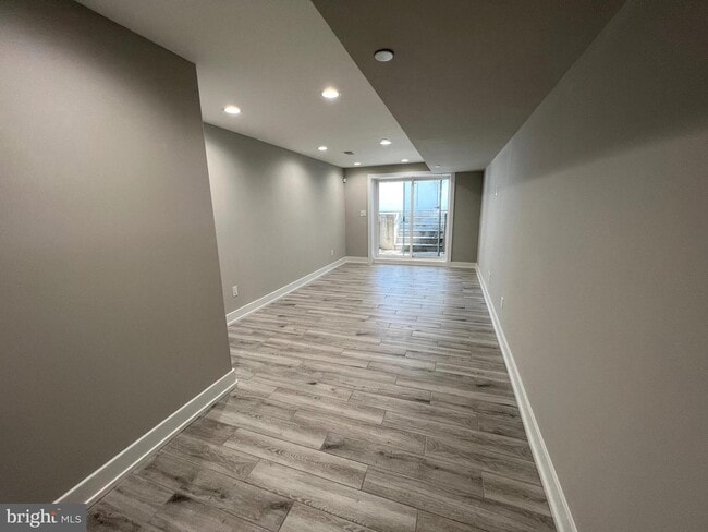 Building Photo - 1505 S 49th St